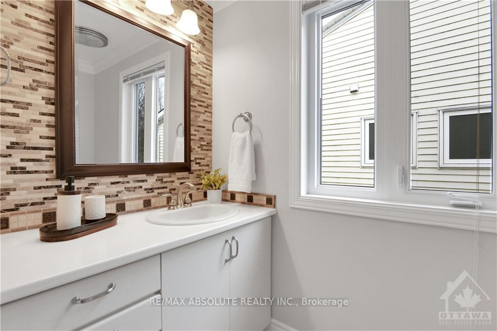 Photo 20 of 1505 Forest Valley Drive, Ottawa, Chapel Hill — HOMEH
