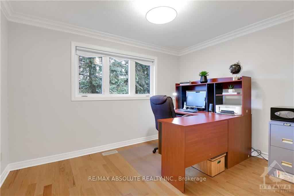 Photo 23 of 1505 Forest Valley Drive, Ottawa, Chapel Hill — HOMEH