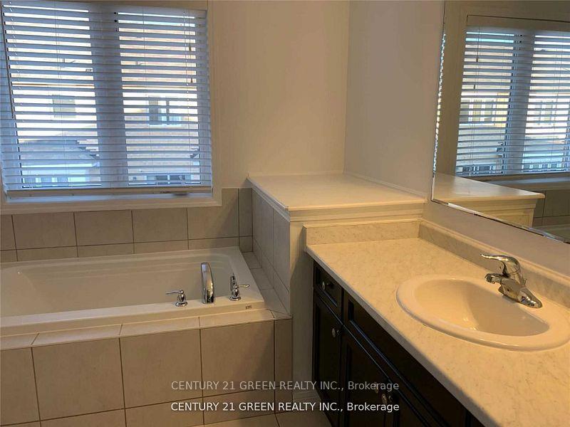 Photo 20 of 258 Gleave Terrace, Milton, Harrison — HOMEH