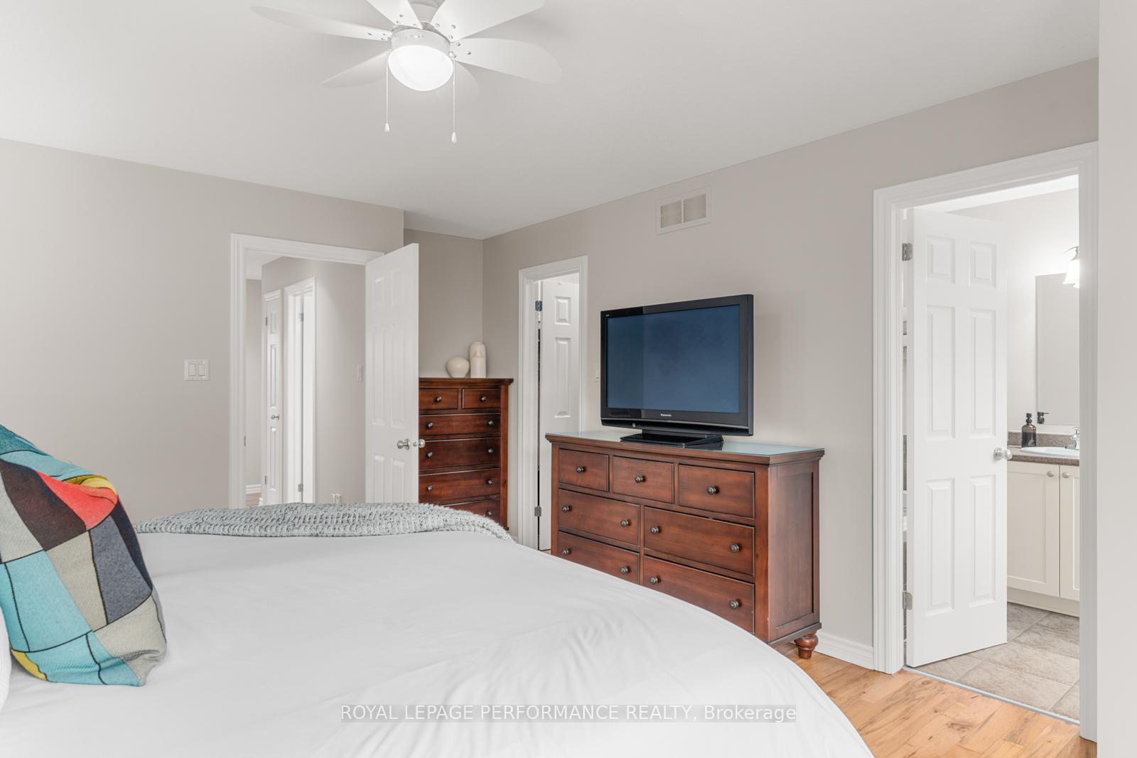 Photo 20 of 303 Branthaven Street, Ottawa, Avalon East — HOMEH