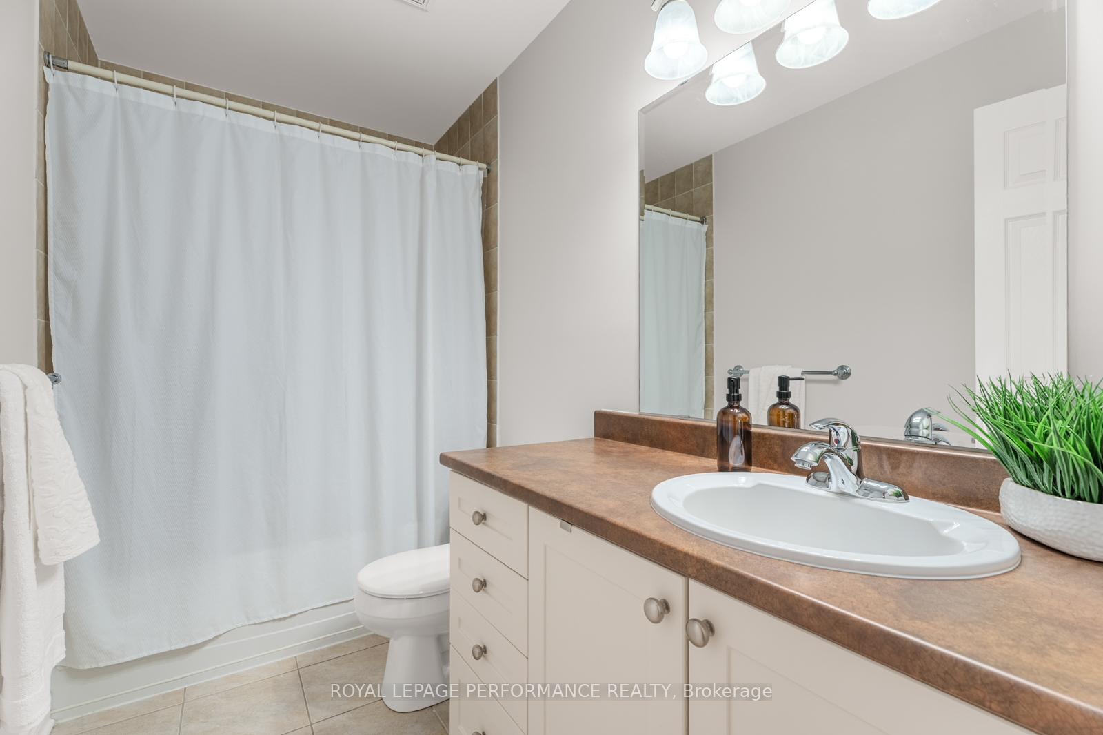 Photo 25 of 303 Branthaven Street, Ottawa, Avalon East — HOMEH