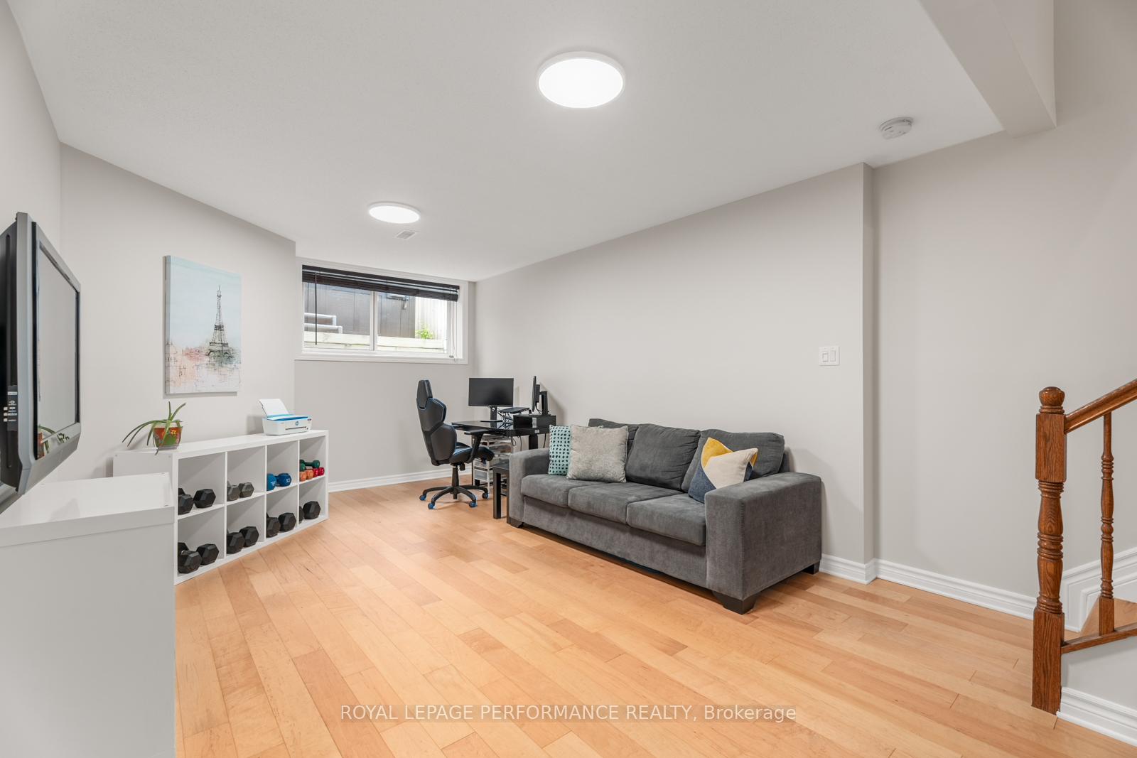 Photo 28 of 303 Branthaven Street, Ottawa, Avalon East — HOMEH