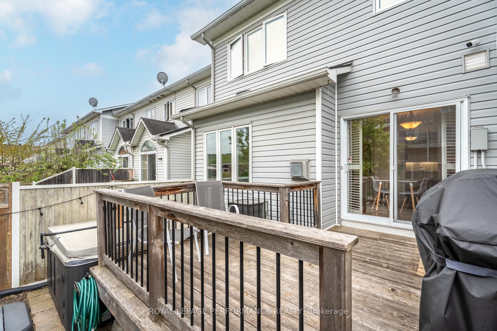 Photo 33 of 303 Branthaven Street, Ottawa, Avalon East — HOMEH