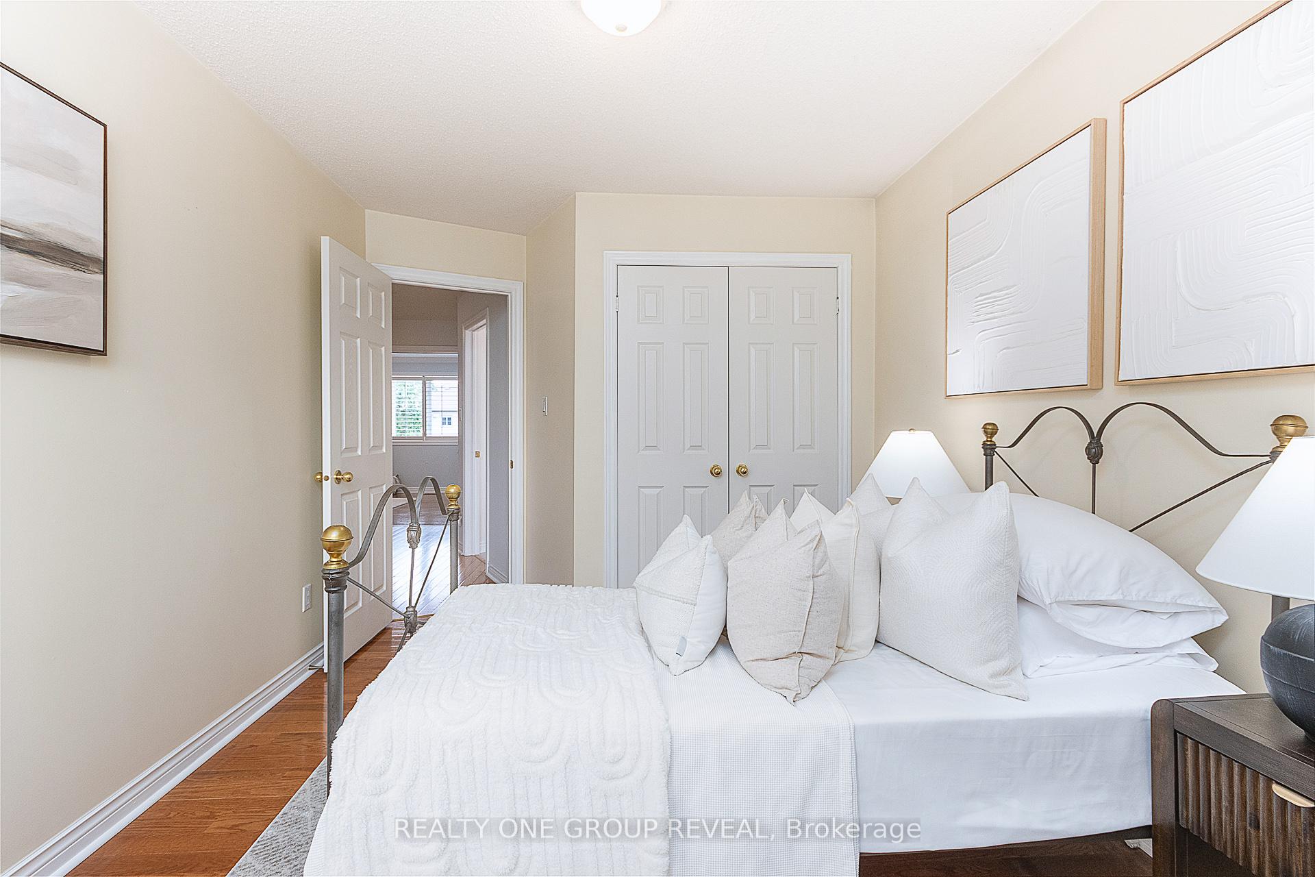 Photo 32 of 1003 Catskill Drive, Oshawa, Northglen — HOMEH
