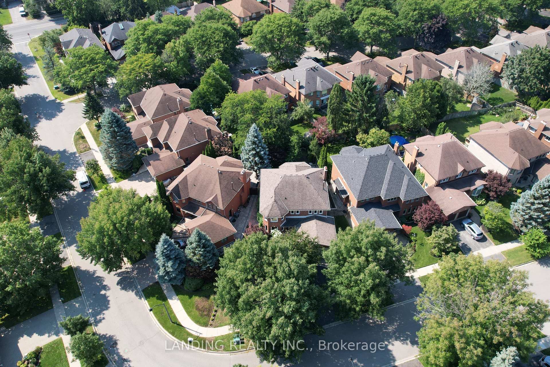 Photo 41 of 883 Darwin Drive, Pickering, Liverpool — HOMEH