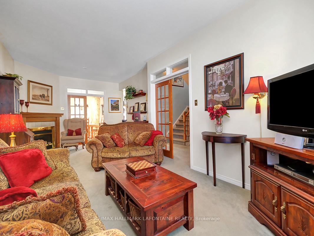 Photo 6 of 630 Valin Street, Ottawa, Fallingbrook/Gardenway South — HOMEH
