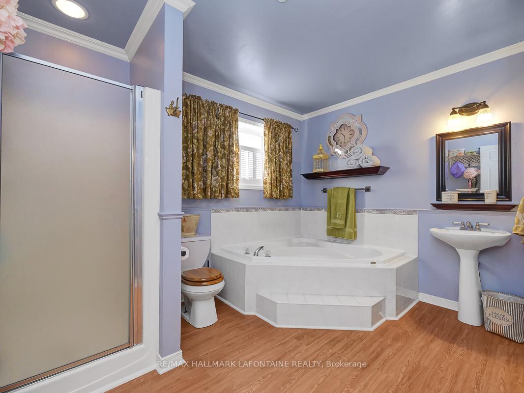 Photo 20 of 630 Valin Street, Ottawa, Fallingbrook/Gardenway South — HOMEH