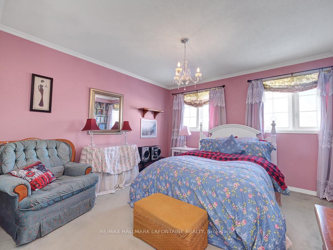 Photo 22 of 630 Valin Street, Ottawa, Fallingbrook/Gardenway South — HOMEH