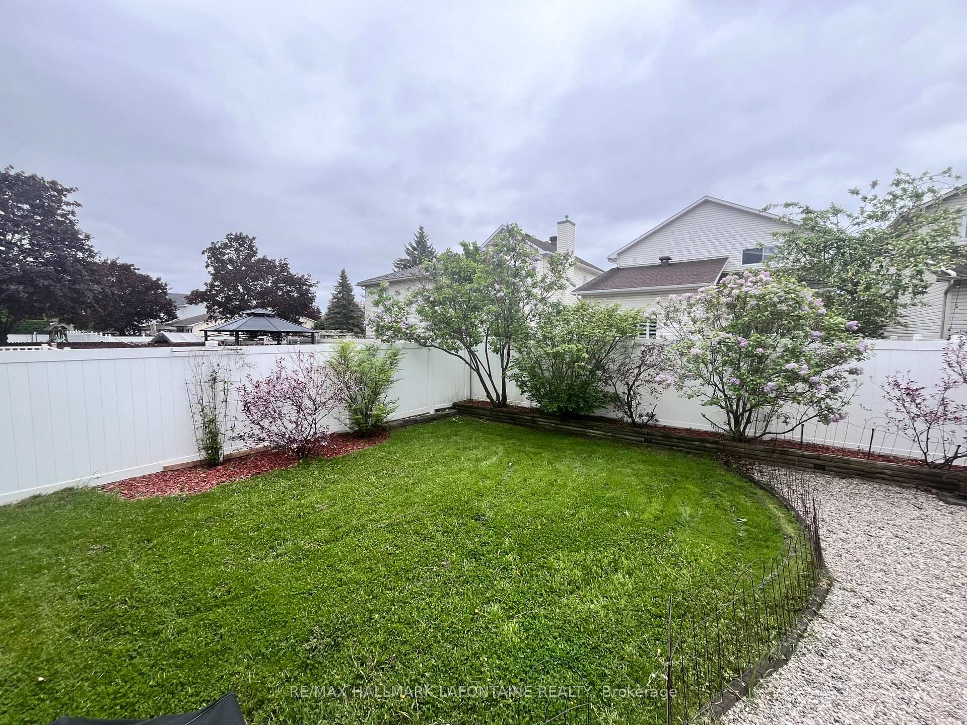 Photo 27 of 630 Valin Street, Ottawa, Fallingbrook/Gardenway South — HOMEH