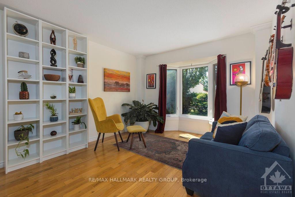 Photo 4 of 1519 Kamouraska Circle, Ottawa, Chateauneuf — HOMEH