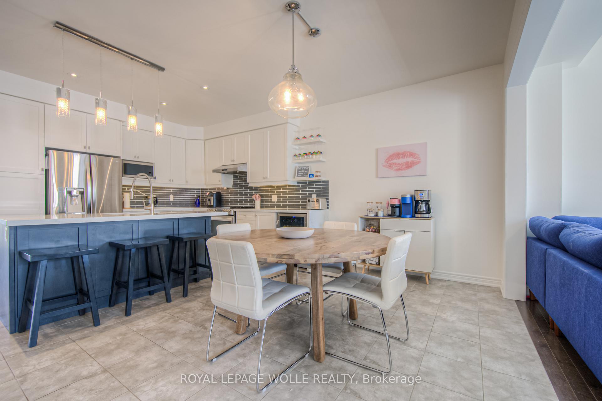 Photo 5 of 174 Etheridge Avenue, Milton, Ford — HOMEH