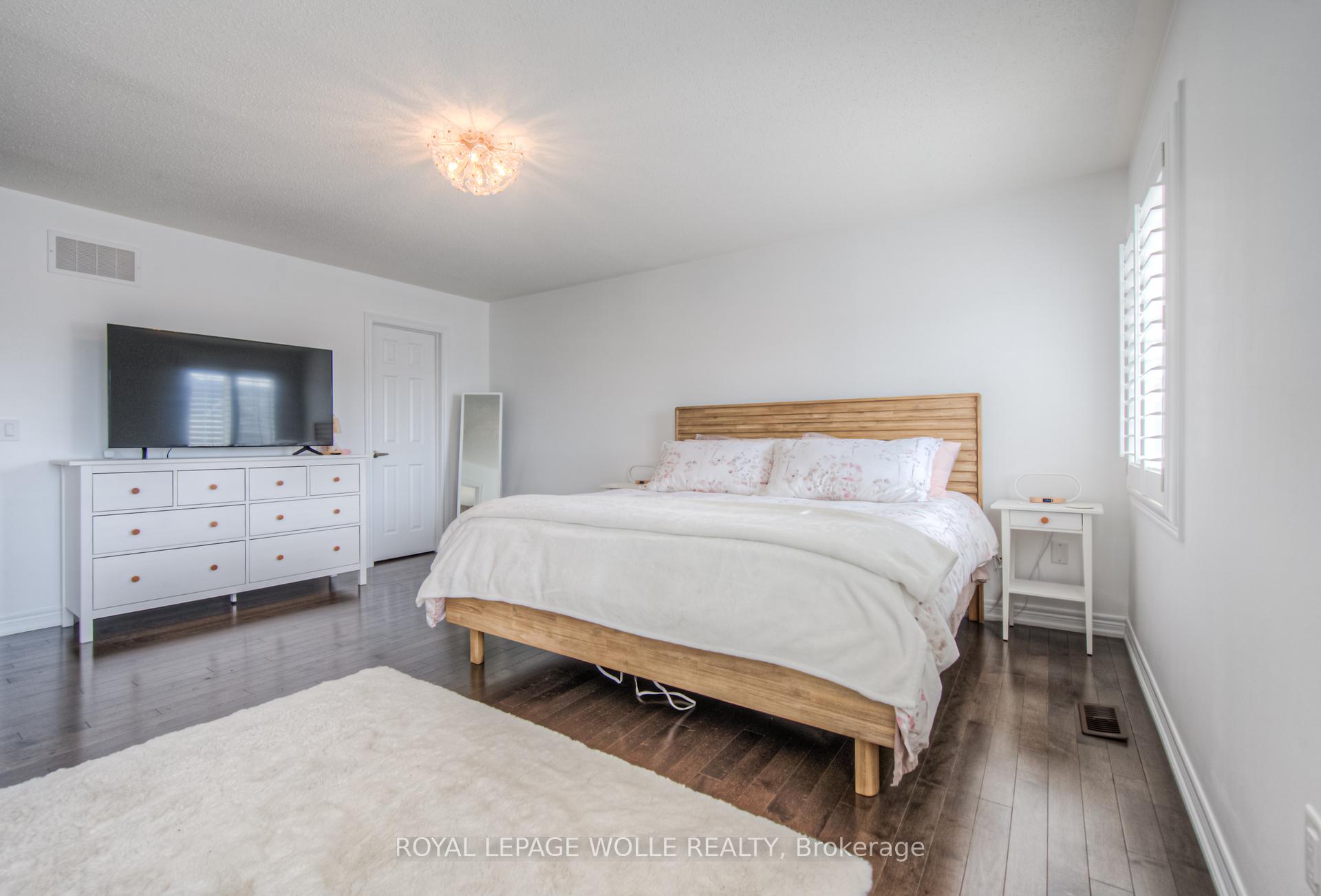 Photo 9 of 174 Etheridge Avenue, Milton, Ford — HOMEH