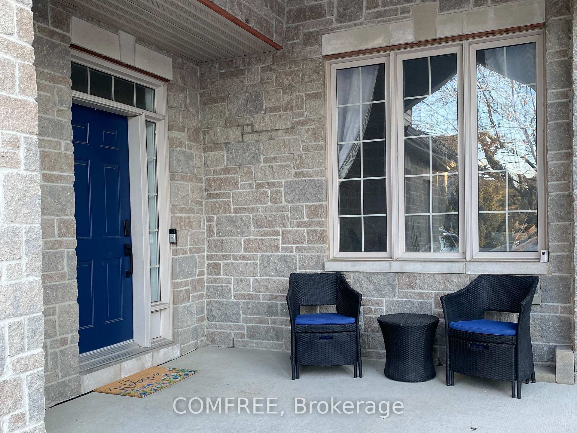 Photo 3 of 282 Trail Side Circle, Ottawa, Springridge/East Village — HOMEH