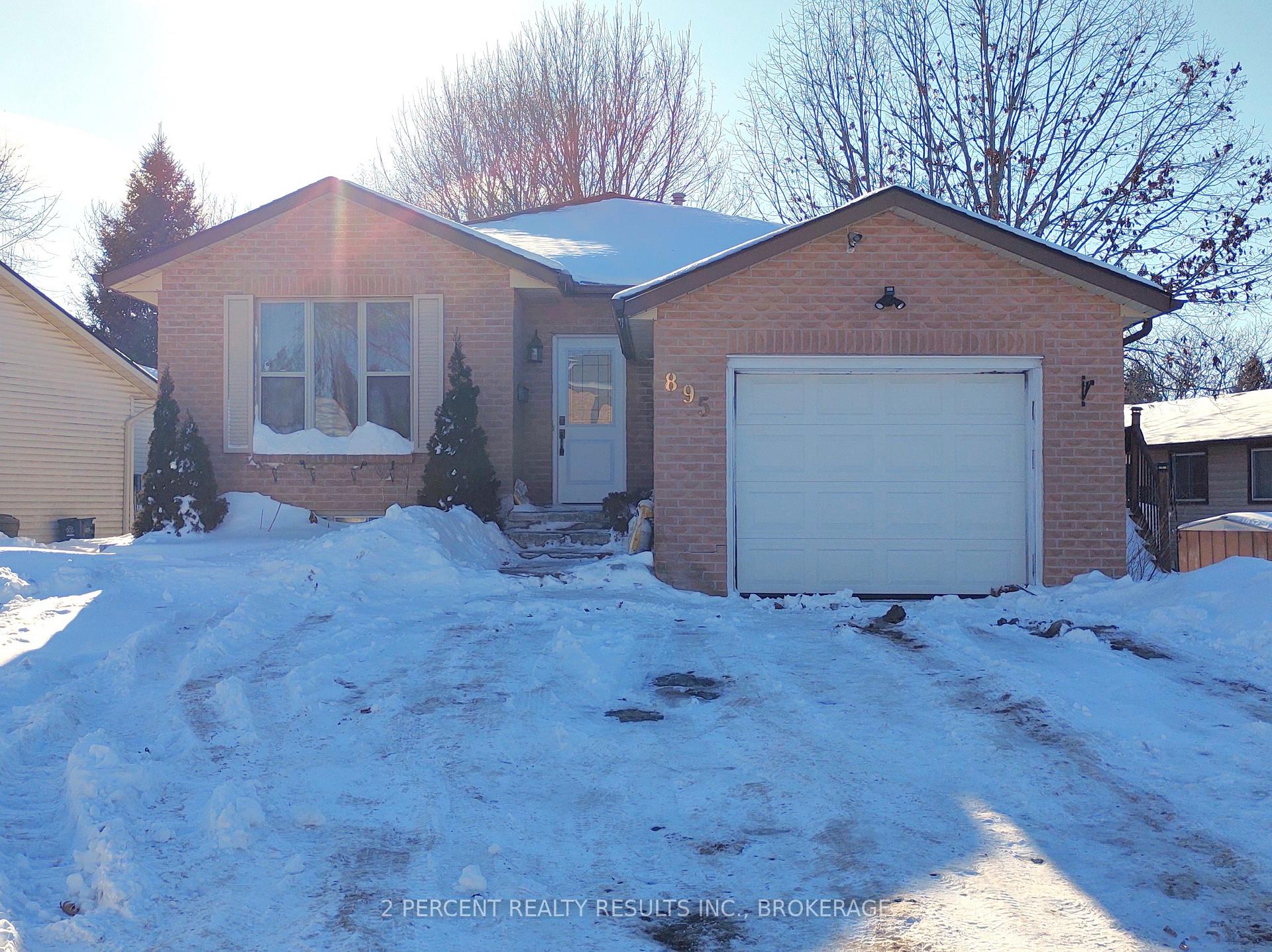 Photo 1 of 895 Brothlin Crescent, Kingston, East Gardiners Rd — HOMEH