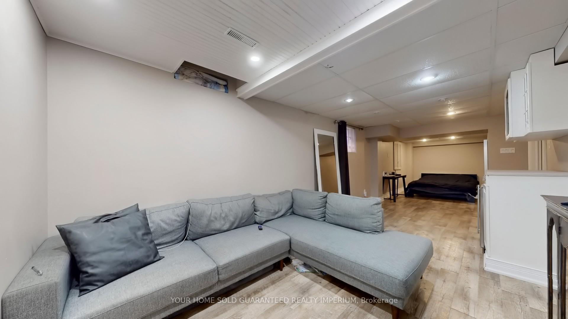 Photo 37 of 124 Thicket Crescent, Pickering, Highbush — HOMEH