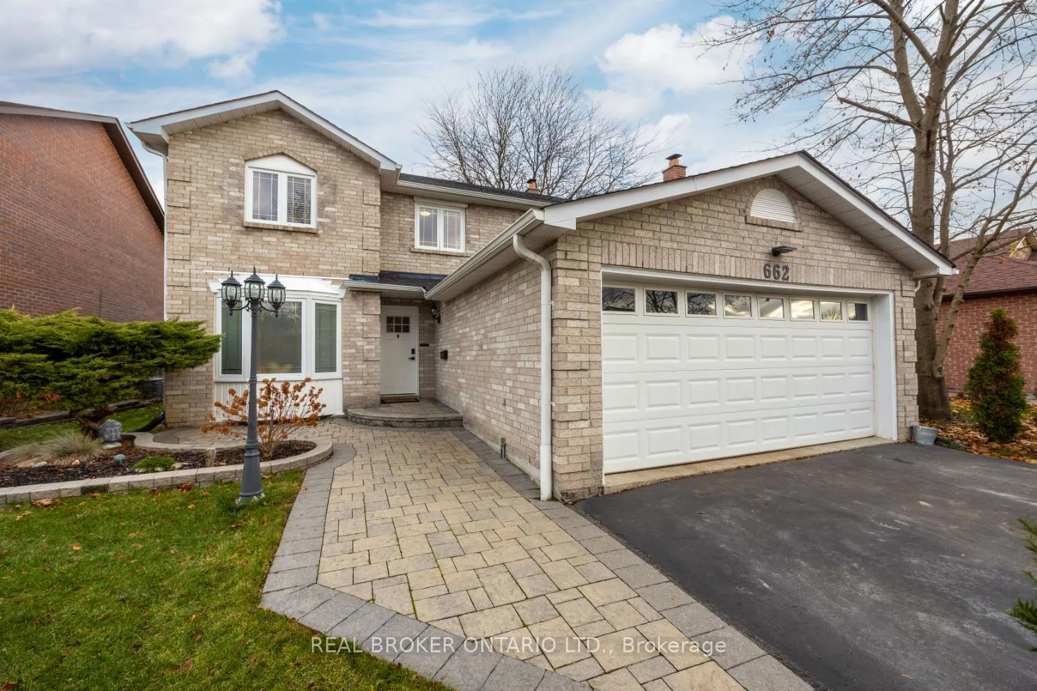 Photo 4 of 662 Cognac Crescent, Pickering, Amberlea — HOMEH