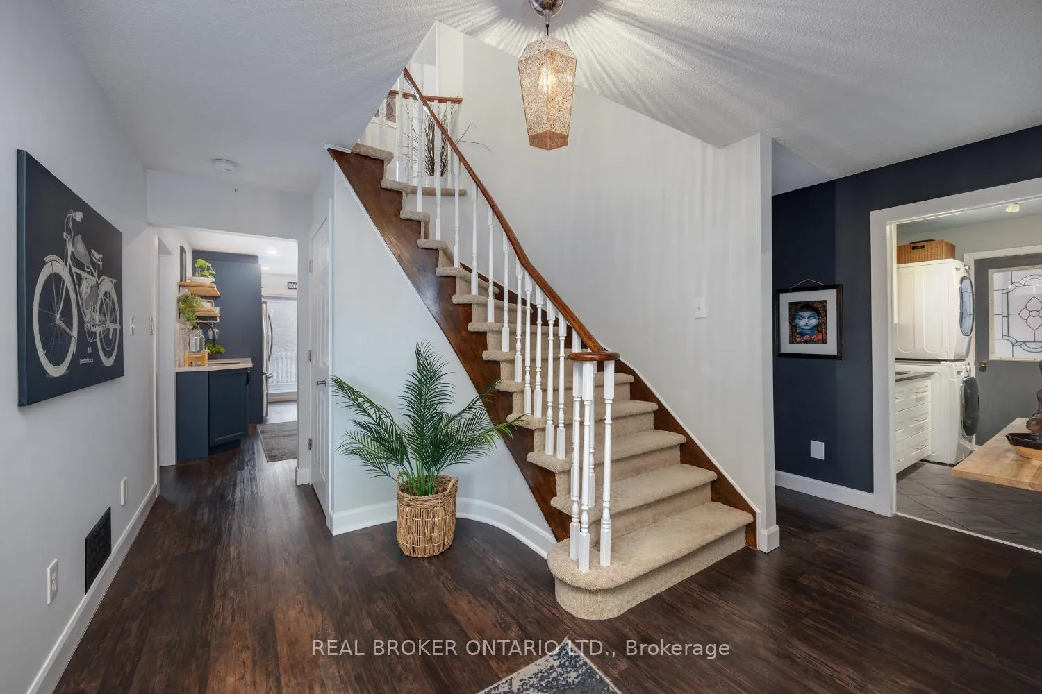 Photo 6 of 662 Cognac Crescent, Pickering, Amberlea — HOMEH