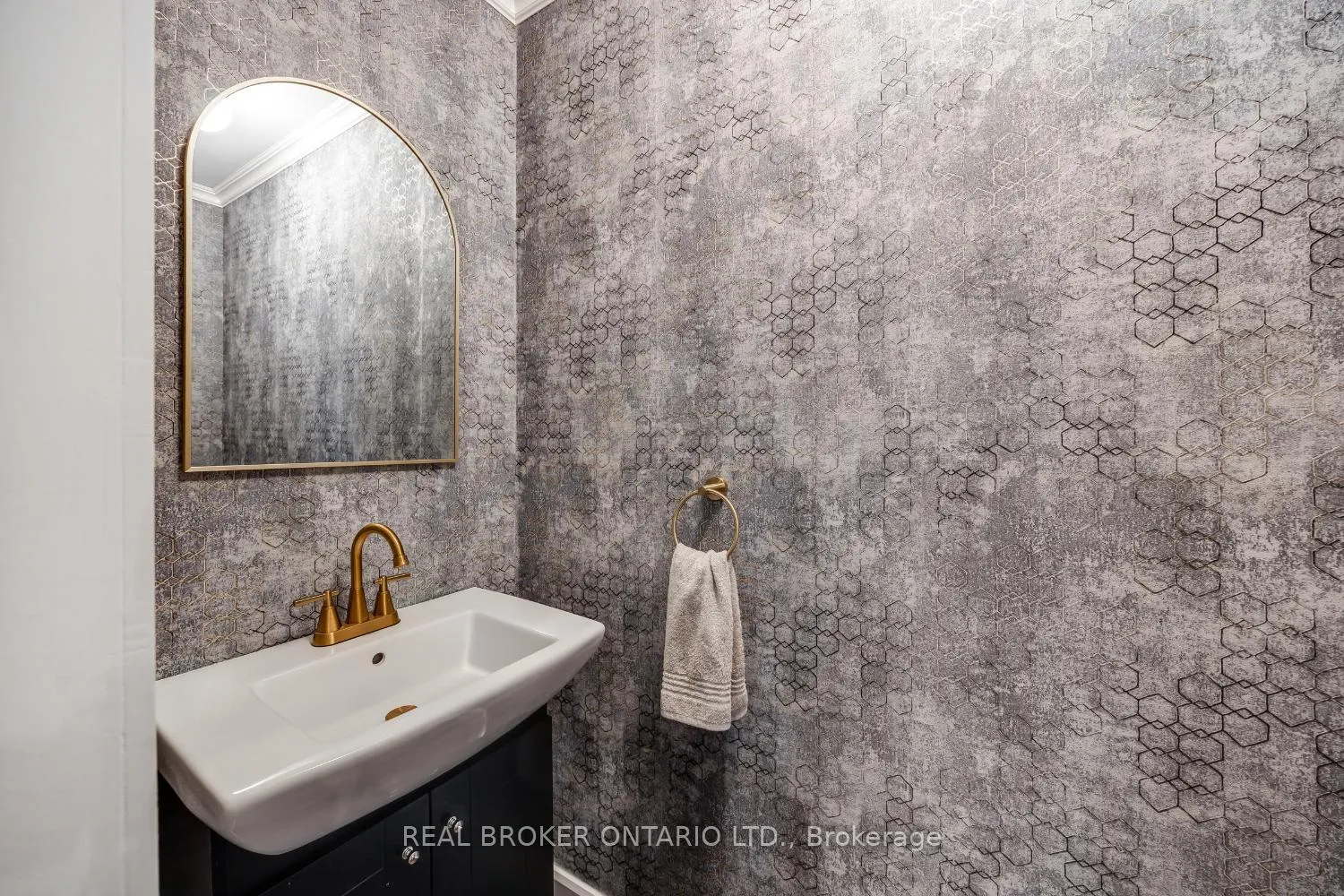 Photo 18 of 662 Cognac Crescent, Pickering, Amberlea — HOMEH
