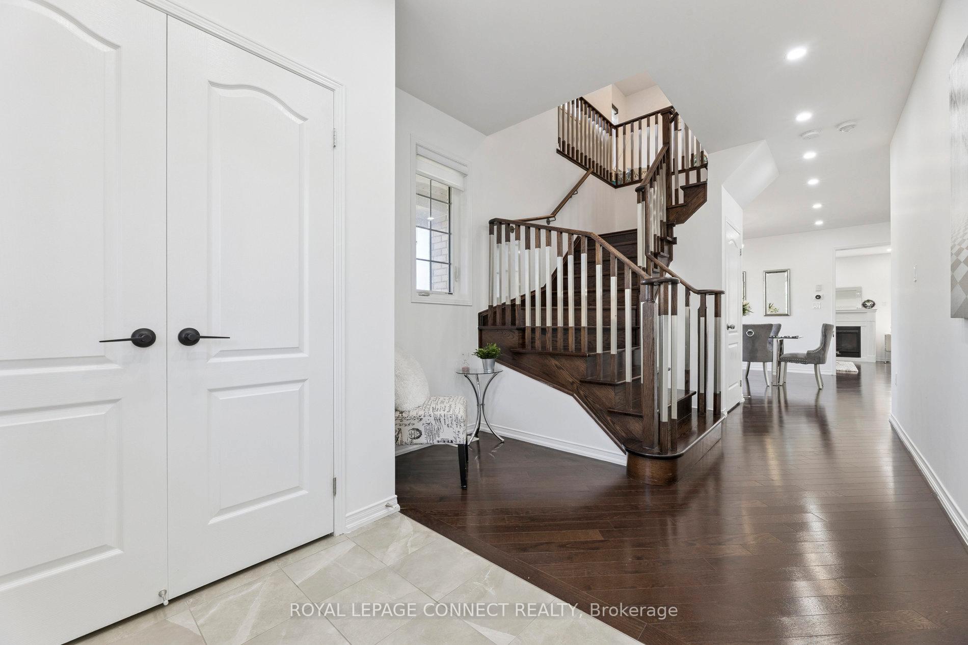 Photo 12 of 153 Windfields Farm Drive, Oshawa, Windfields — HOMEH