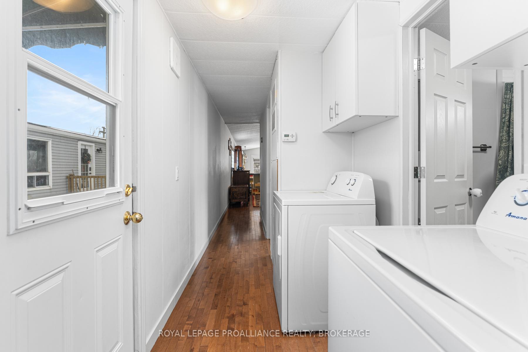 Photo 16 of 34 Kapyong Crescent, Kingston, Kingston East (incl CFB Kingston) — HOMEH