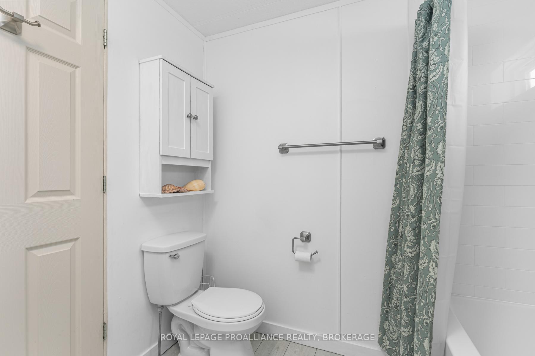 Photo 22 of 34 Kapyong Crescent, Kingston, Kingston East (incl CFB Kingston) — HOMEH