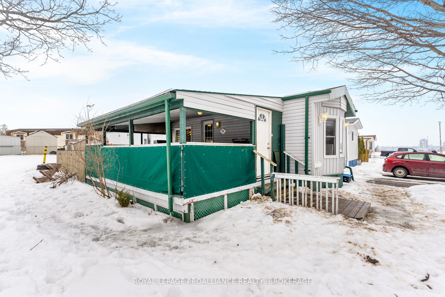 Photo 27 of 34 Kapyong Crescent, Kingston, Kingston East (incl CFB Kingston) — HOMEH