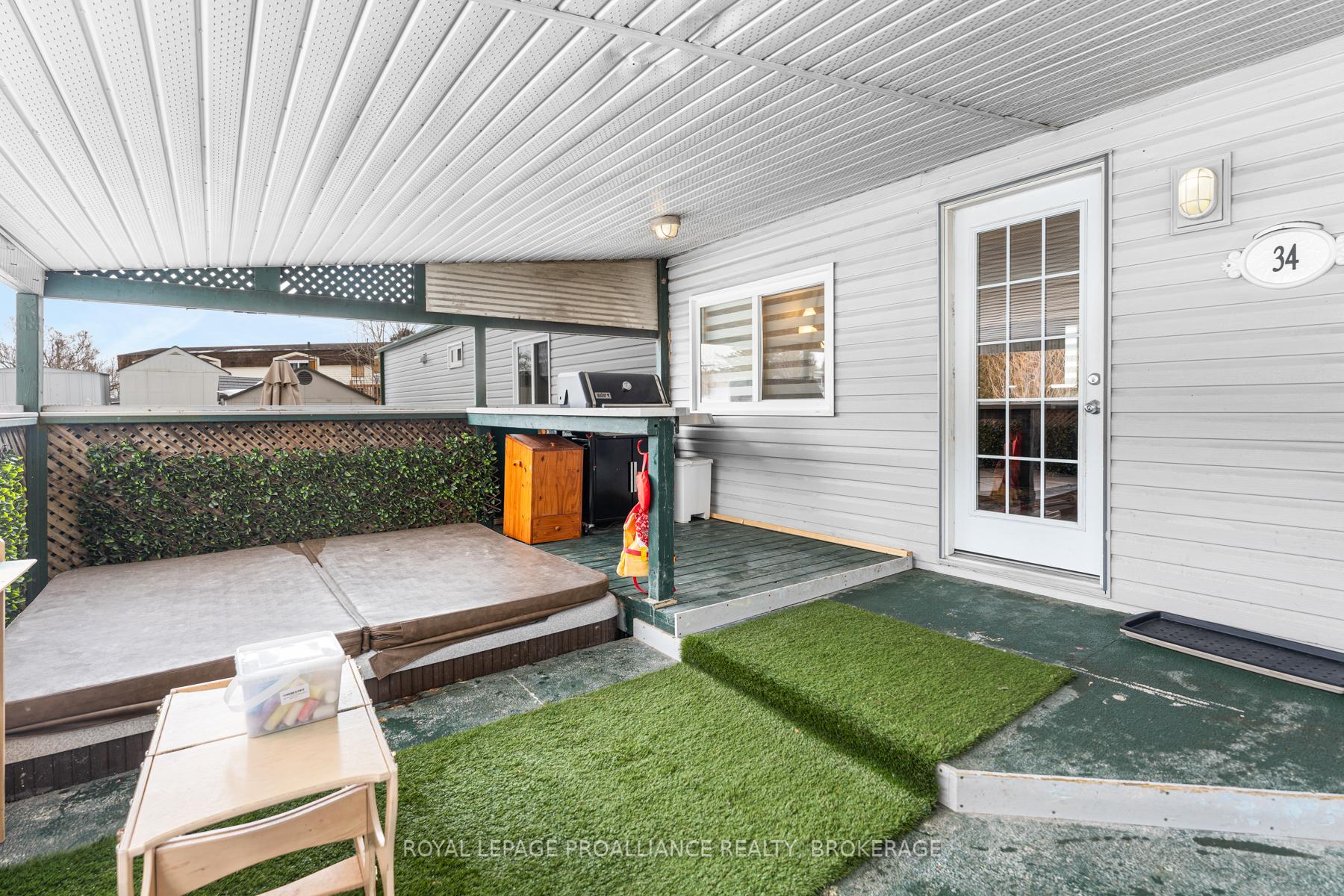 Photo 29 of 34 Kapyong Crescent, Kingston, Kingston East (incl CFB Kingston) — HOMEH