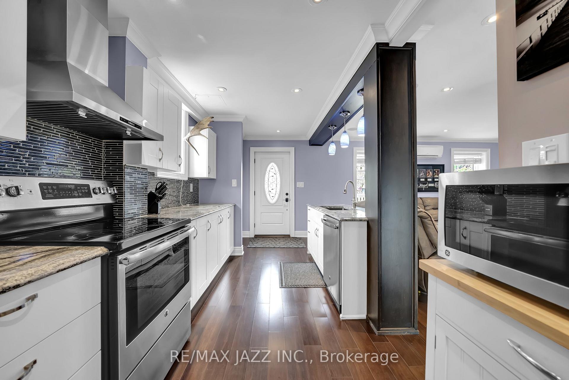 Photo 7 of 303 Gliddon Avenue, Oshawa, Central — HOMEH
