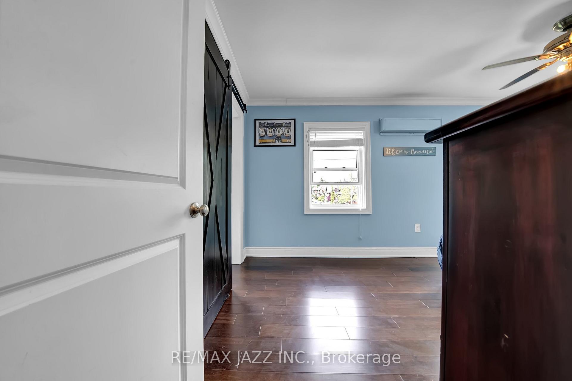 Photo 17 of 303 Gliddon Avenue, Oshawa, Central — HOMEH