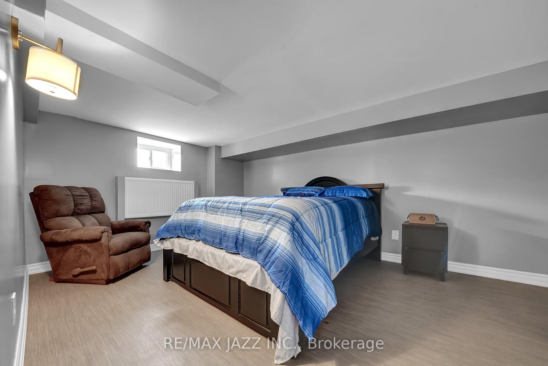 Photo 26 of 303 Gliddon Avenue, Oshawa, Central — HOMEH