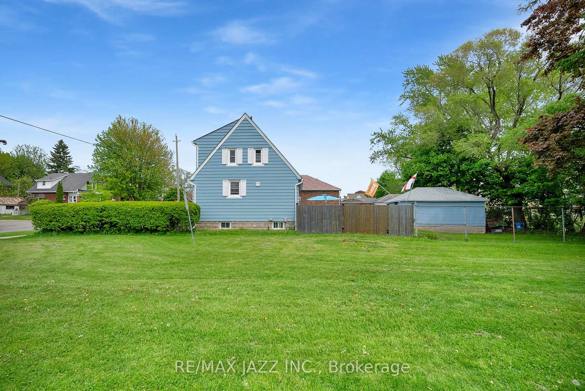 Photo 34 of 303 Gliddon Avenue, Oshawa, Central — HOMEH