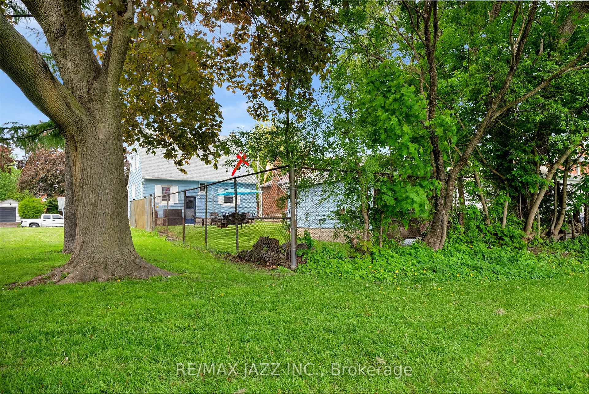 Photo 37 of 303 Gliddon Avenue, Oshawa, Central — HOMEH