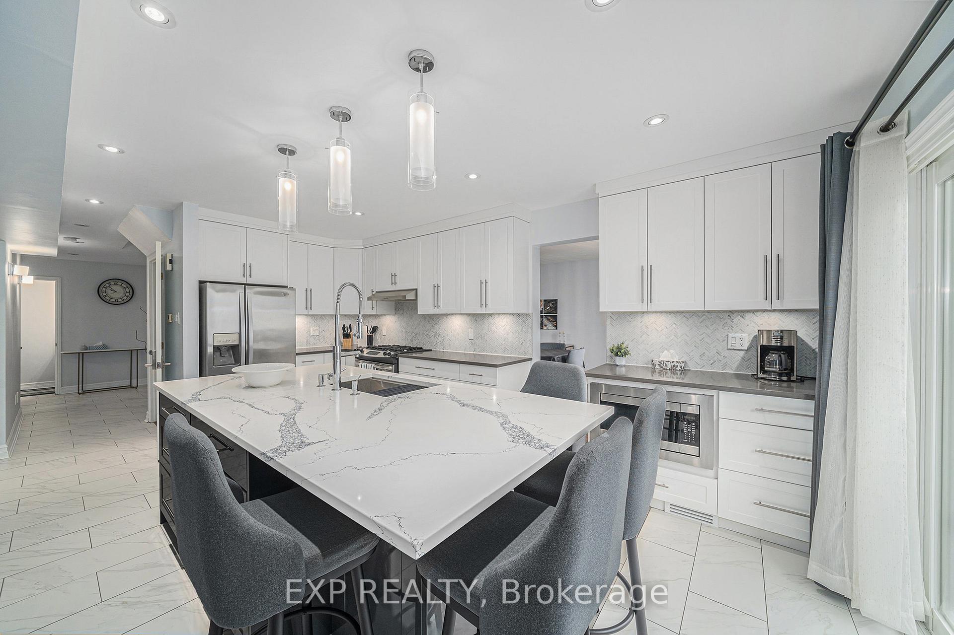 Photo 7 of 2161 Gardenway Drive, Ottawa, Fallingbrook/Gardenway South — HOMEH