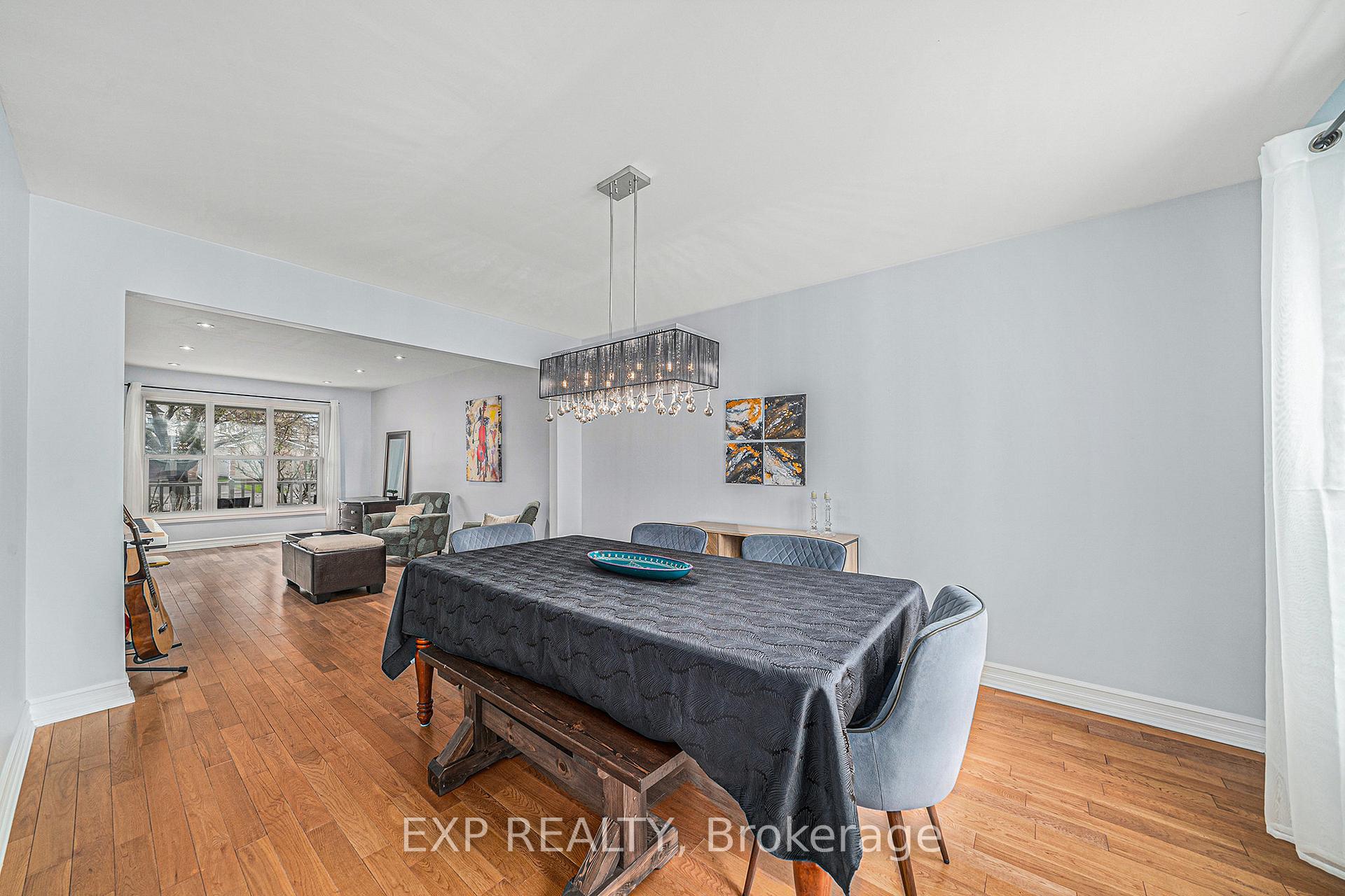 Photo 13 of 2161 Gardenway Drive, Ottawa, Fallingbrook/Gardenway South — HOMEH