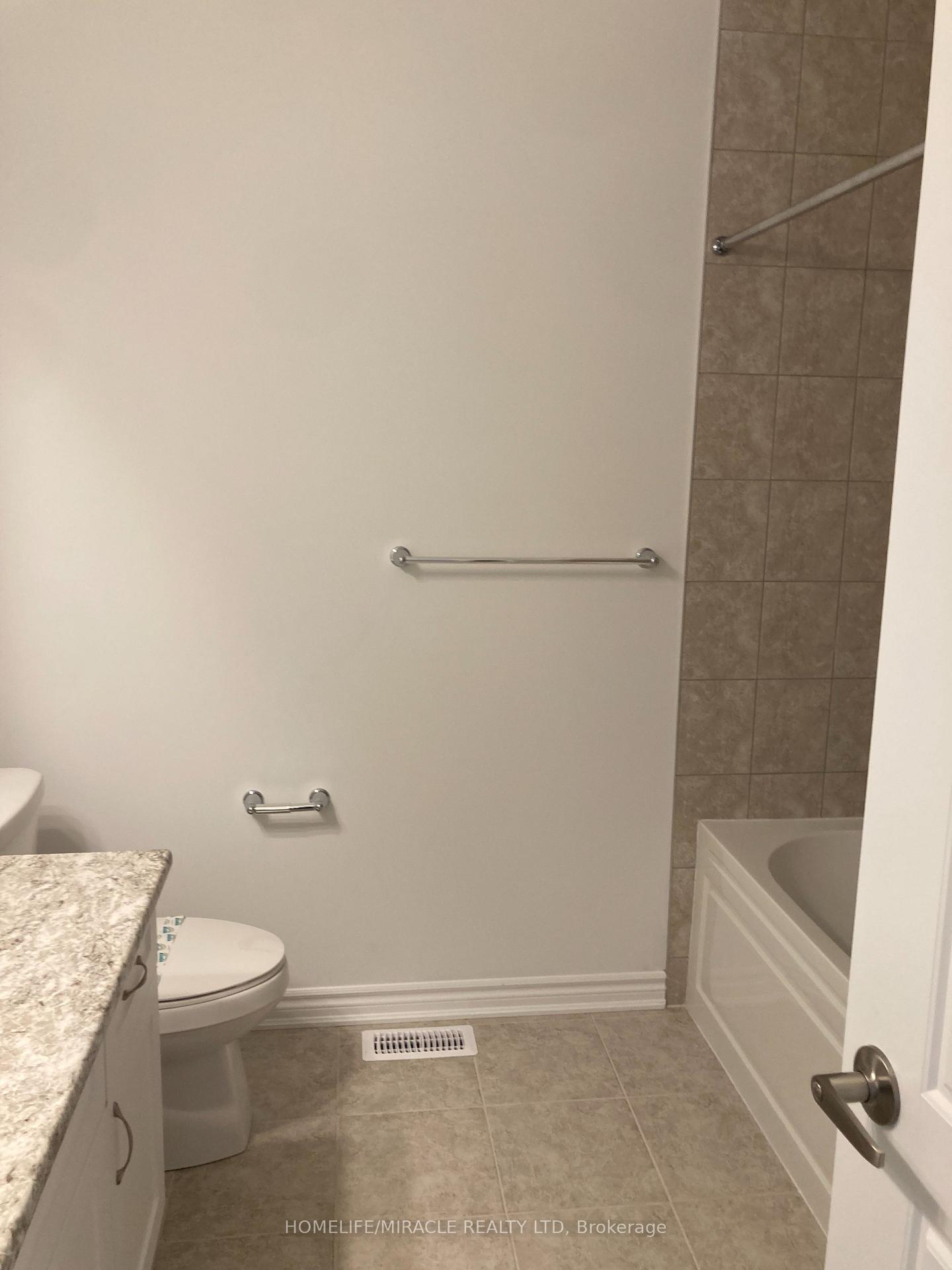 Photo 13 of 487 Kennedy Circle, Milton, Cobban — HOMEH