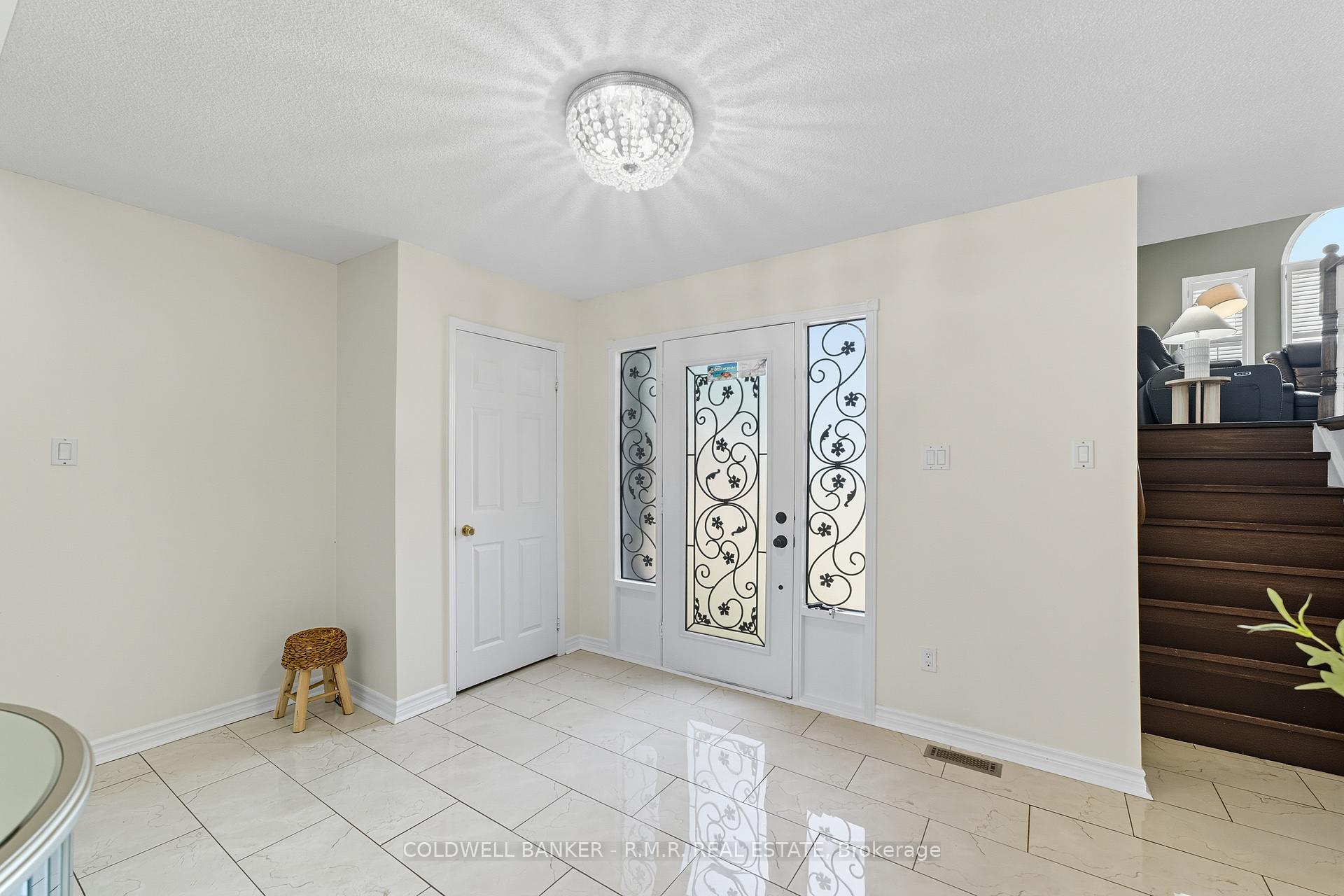 Photo 4 of 1828 Westcreek Drive, Pickering, Highbush — HOMEH