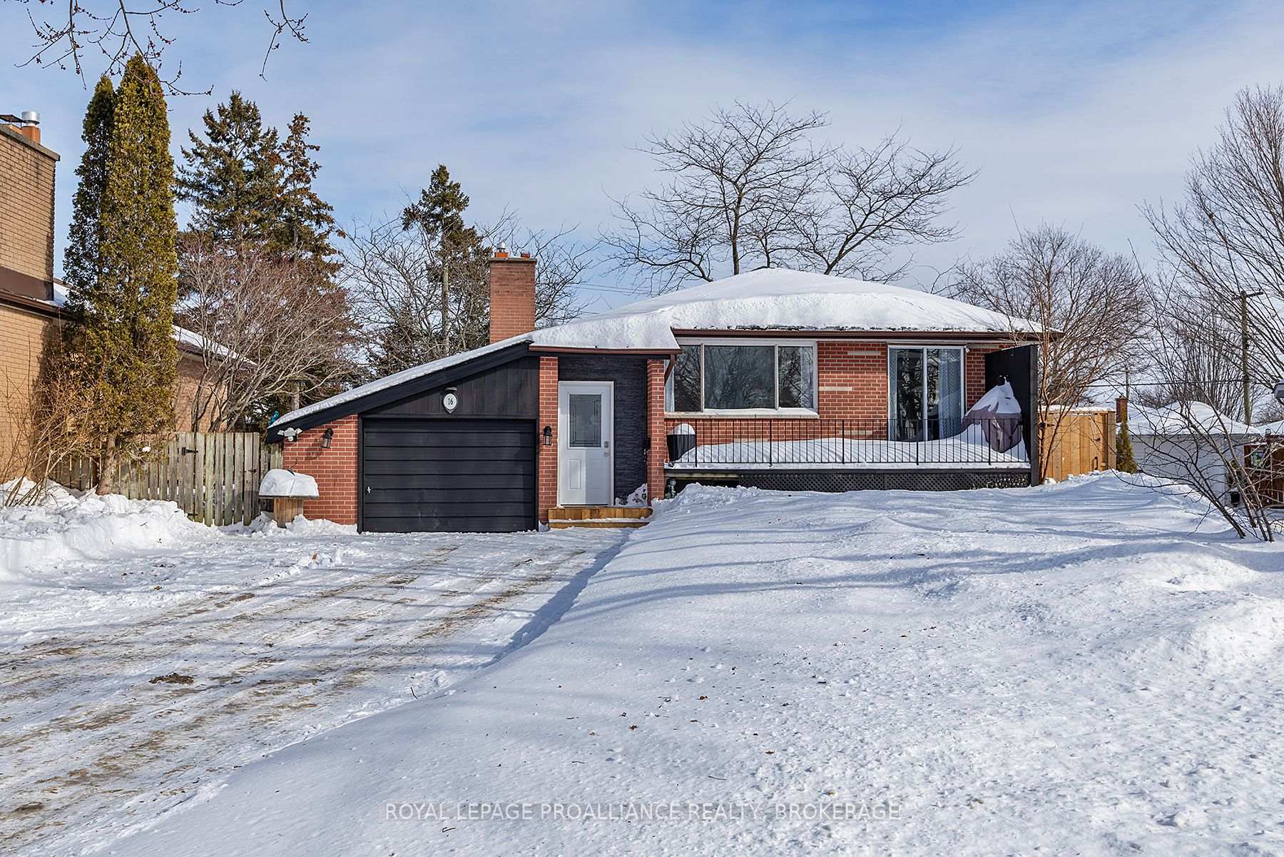 Photo 2 of 16 Campbell Crescent, Kingston, Central City West — HOMEH