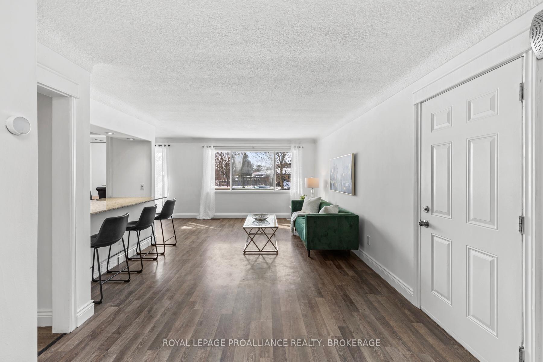 Photo 6 of 16 Campbell Crescent, Kingston, Central City West — HOMEH