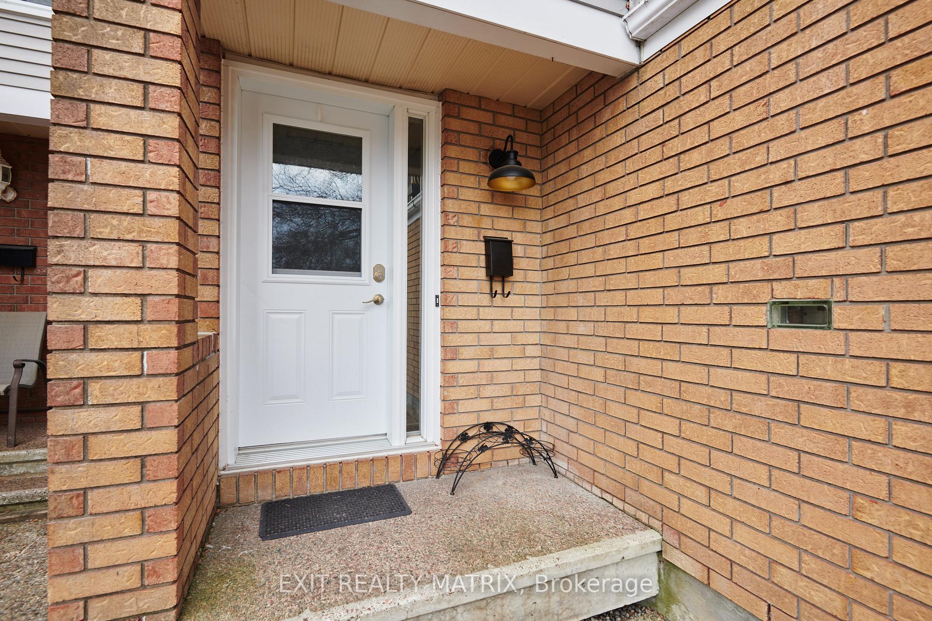 Photo 2 of 1397 Beaucourt Place, Ottawa, Fallingbrook/Ridgemount — HOMEH