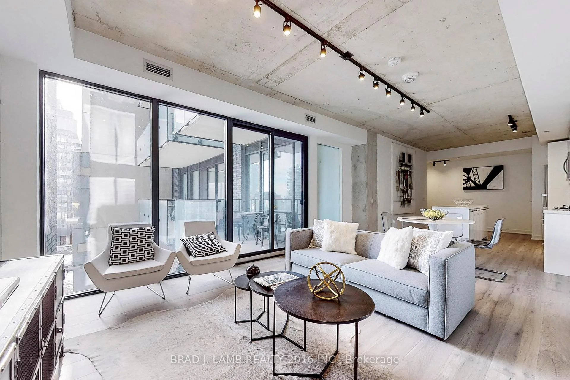 Photo 2 of Unit 609, 55 Ontario Street, Toronto, Moss Park — HOMEH