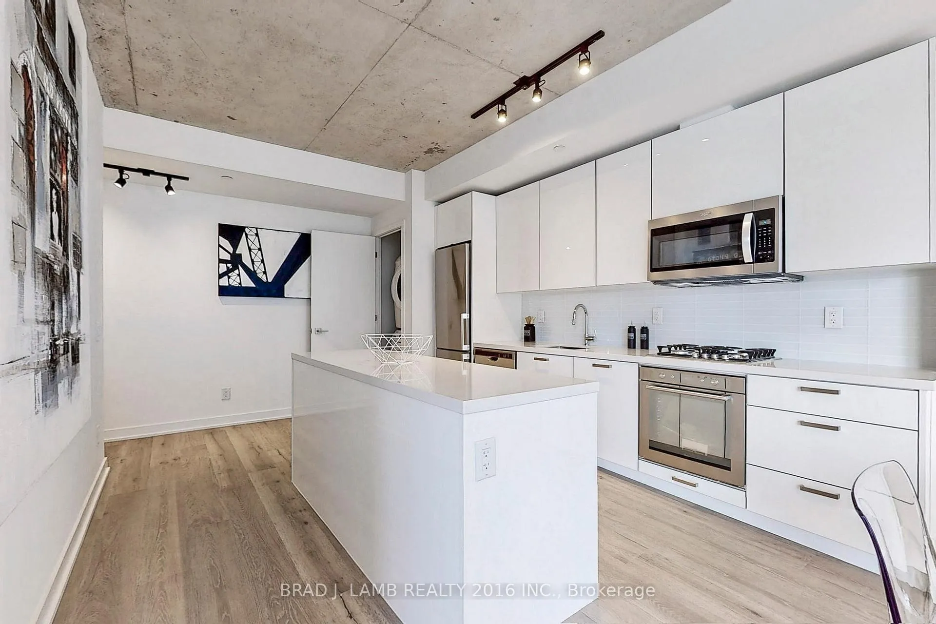 Photo 10 of Unit 609, 55 Ontario Street, Toronto, Moss Park — HOMEH