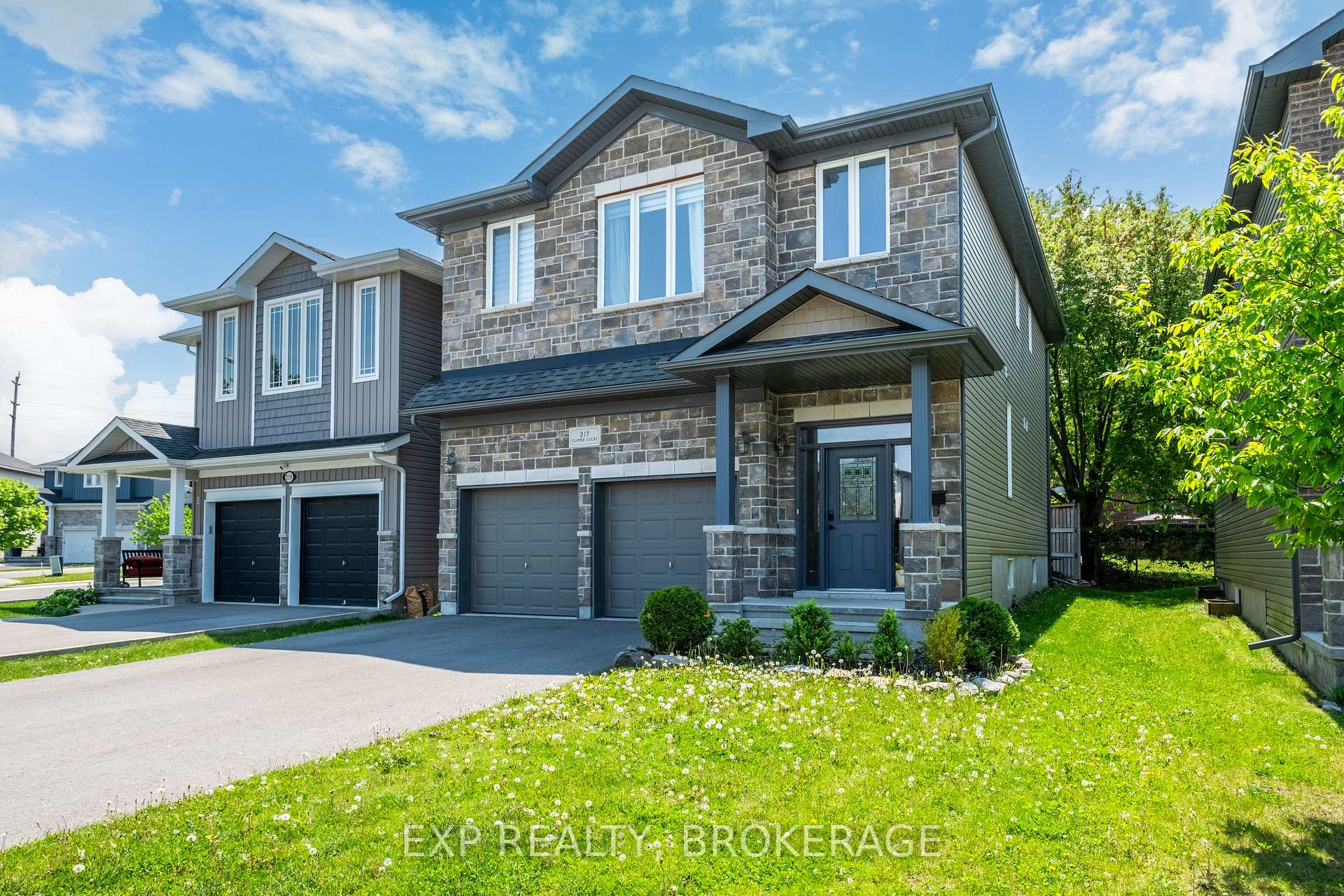 Photo 5 of 217 Clipper Court, Kingston, Kingston East (Incl Barret Crt) — HOMEH