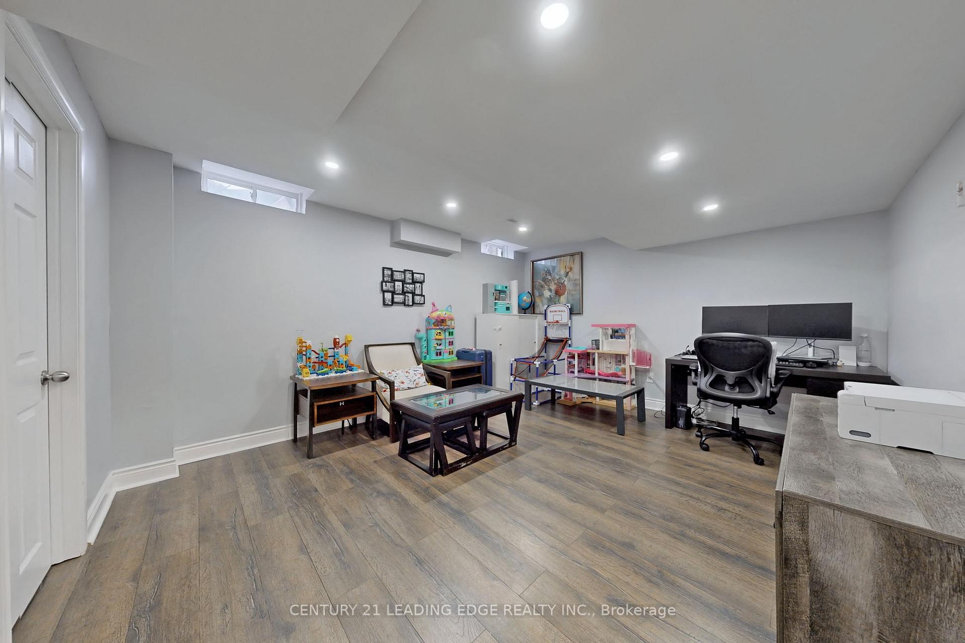 Photo 38 of 1673 Clark Boulevard, Milton, Beaty — HOMEH