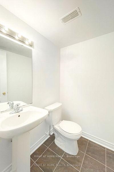 Photo 7 of 1505 Spinnaker Mews, Pickering, Duffin Heights — HOMEH