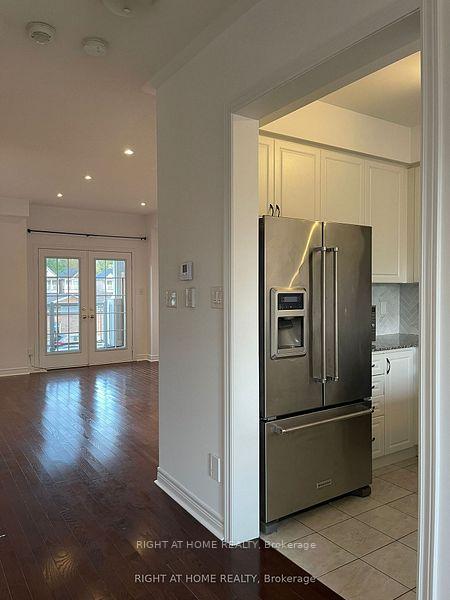 Photo 12 of 1505 Spinnaker Mews, Pickering, Duffin Heights — HOMEH