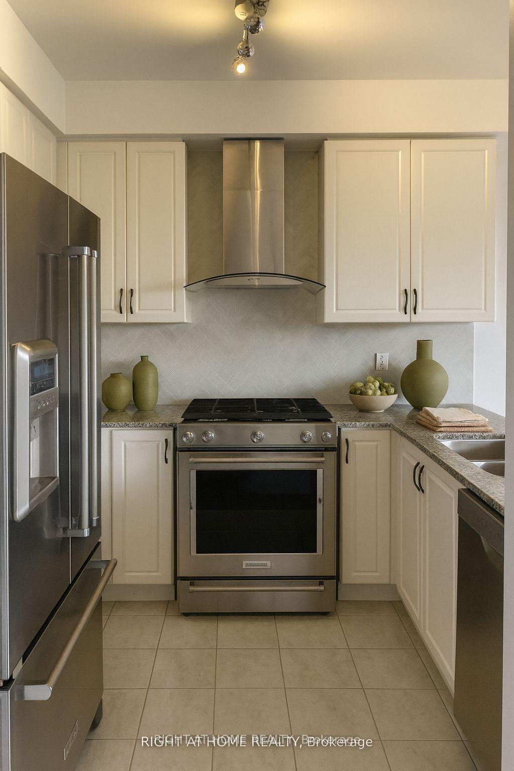 Photo 13 of 1505 Spinnaker Mews, Pickering, Duffin Heights — HOMEH