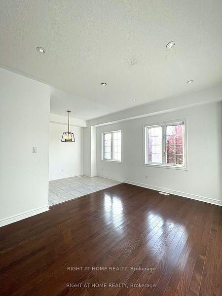 Photo 16 of 1505 Spinnaker Mews, Pickering, Duffin Heights — HOMEH