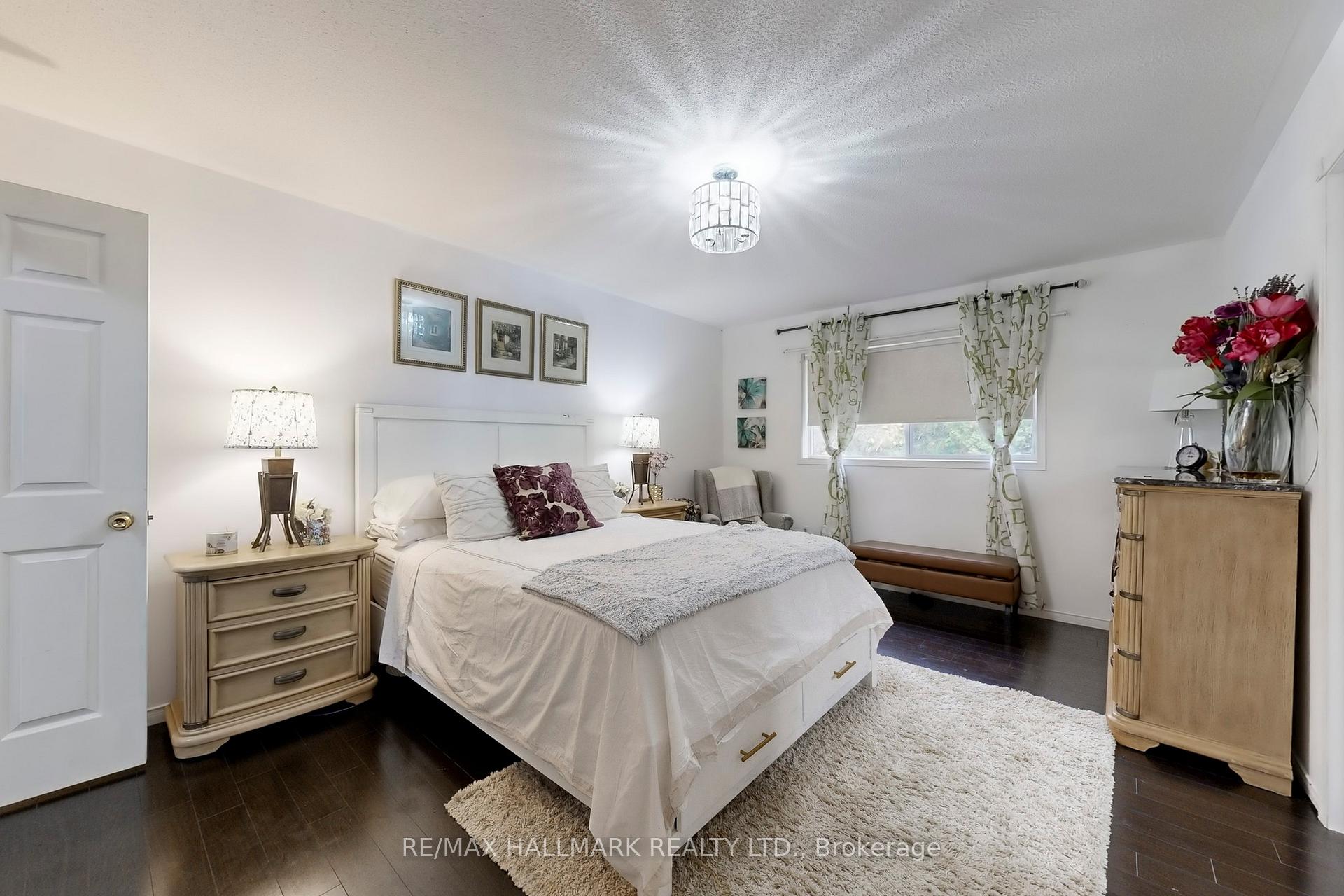 Photo 2 of 386 Strouds Lane, Pickering, Highbush — HOMEH