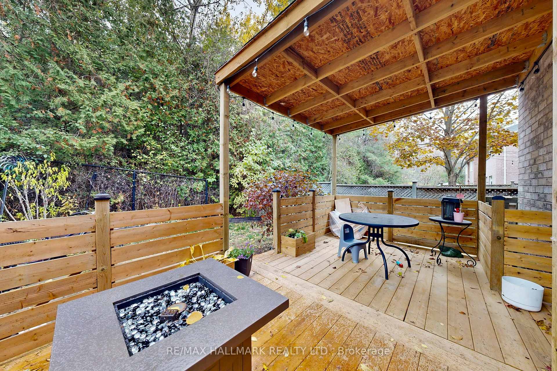 Photo 19 of 386 Strouds Lane, Pickering, Highbush — HOMEH