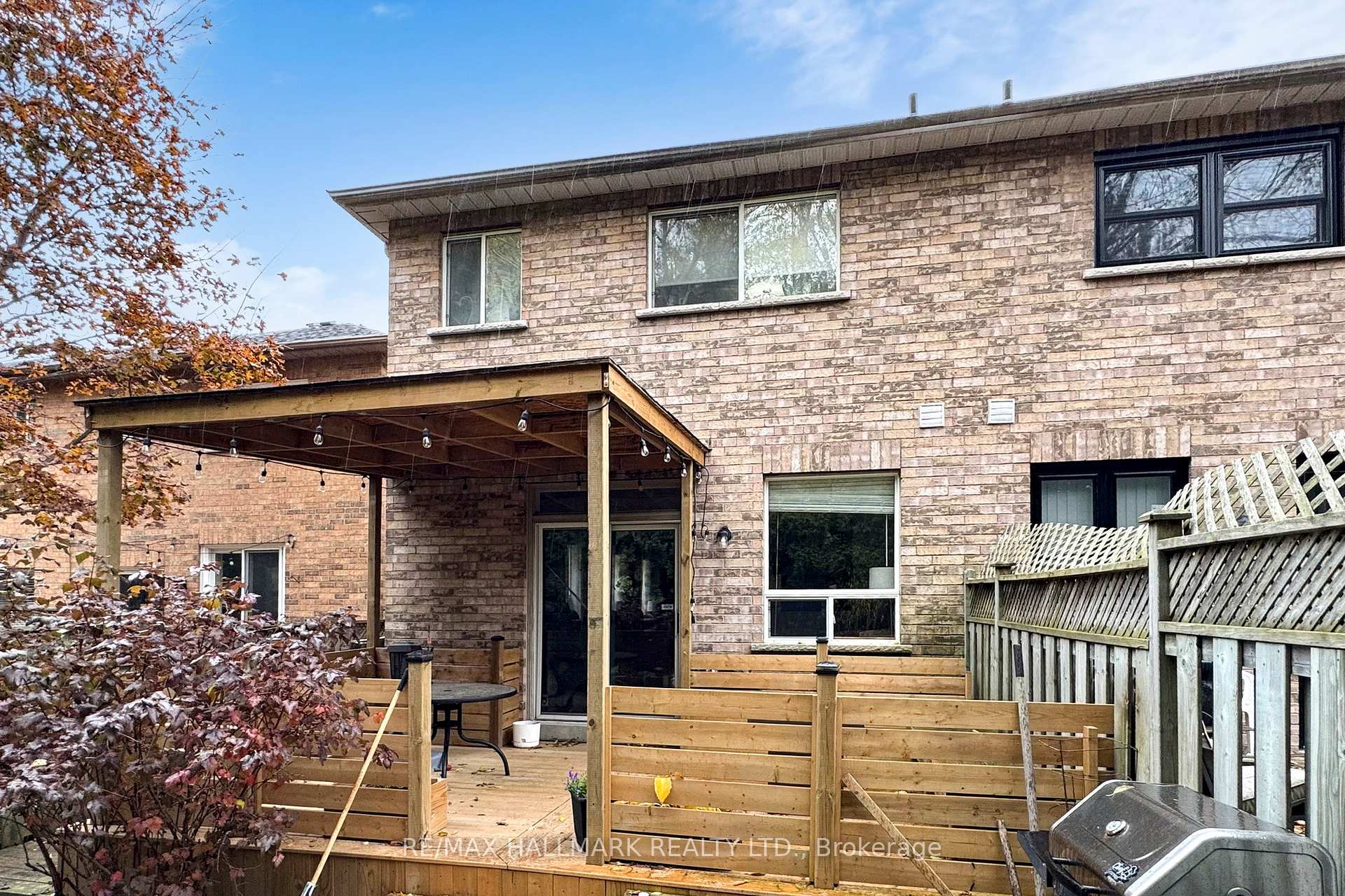 Photo 22 of 386 Strouds Lane, Pickering, Highbush — HOMEH